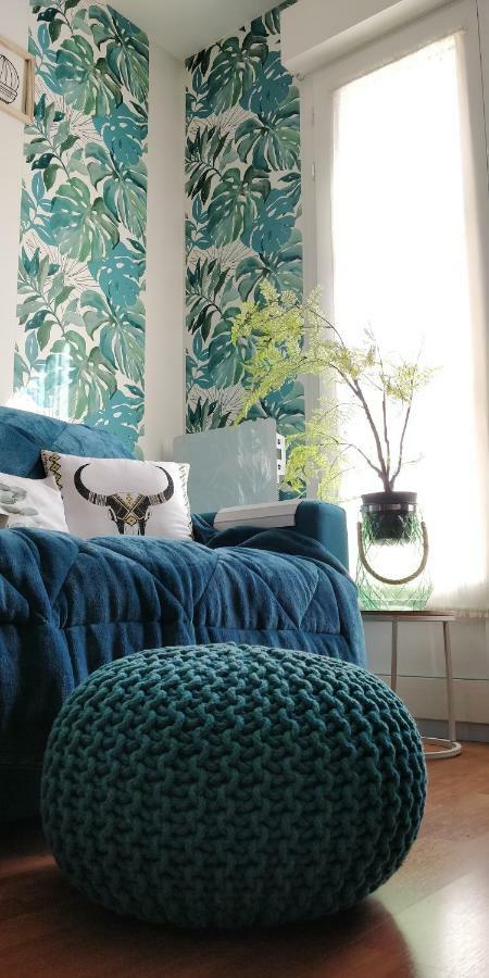 Studio Royal by Beds4Wanderlust - Place du marché avec parking privé Fontainebleau Extérieur photo